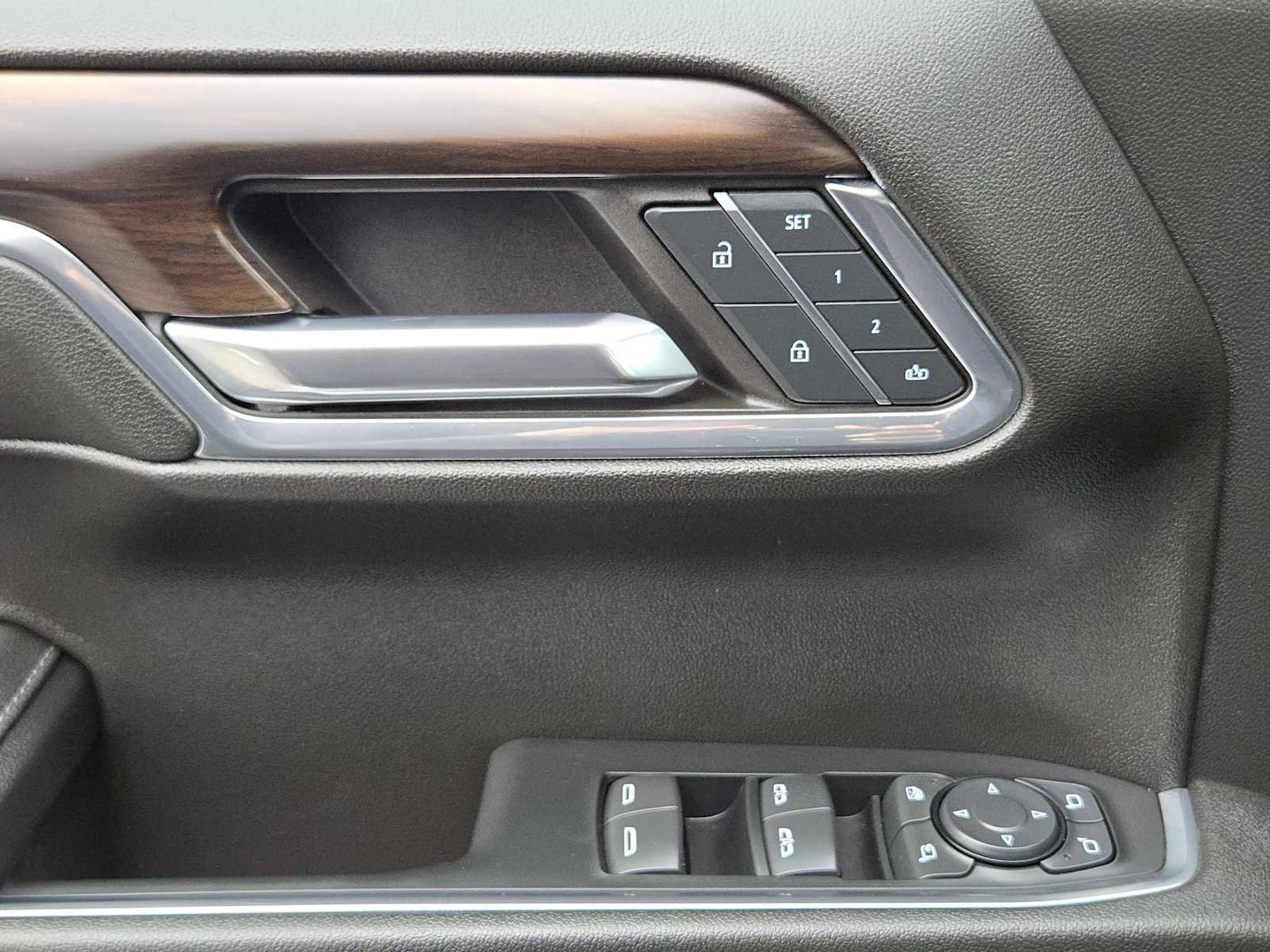 Certified 2024 GMC Sierra 1500 SLT image 22