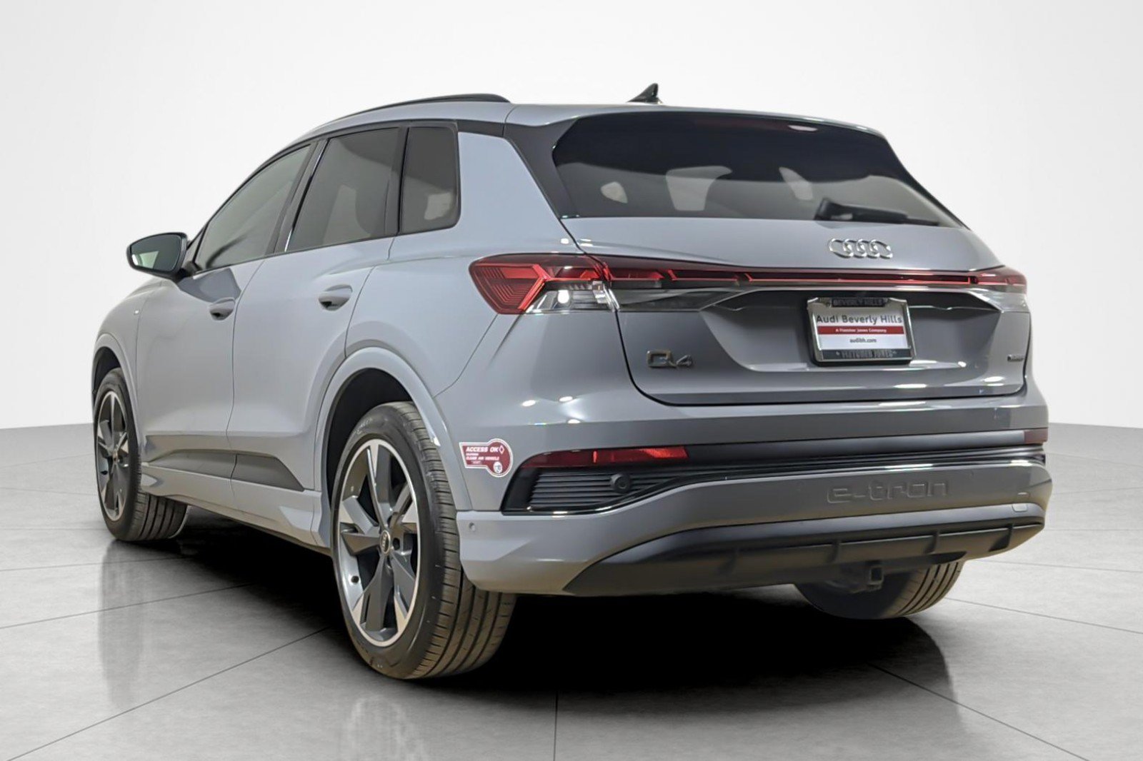 Certified 2023 Audi Q4 e-tron Prestige w/ Black Optic Package AWD/4WD image 3
