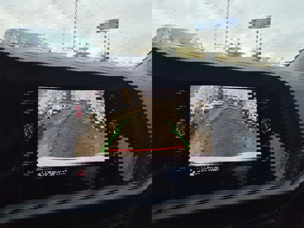 Used 2022 Volkswagen Jetta SEL image 14