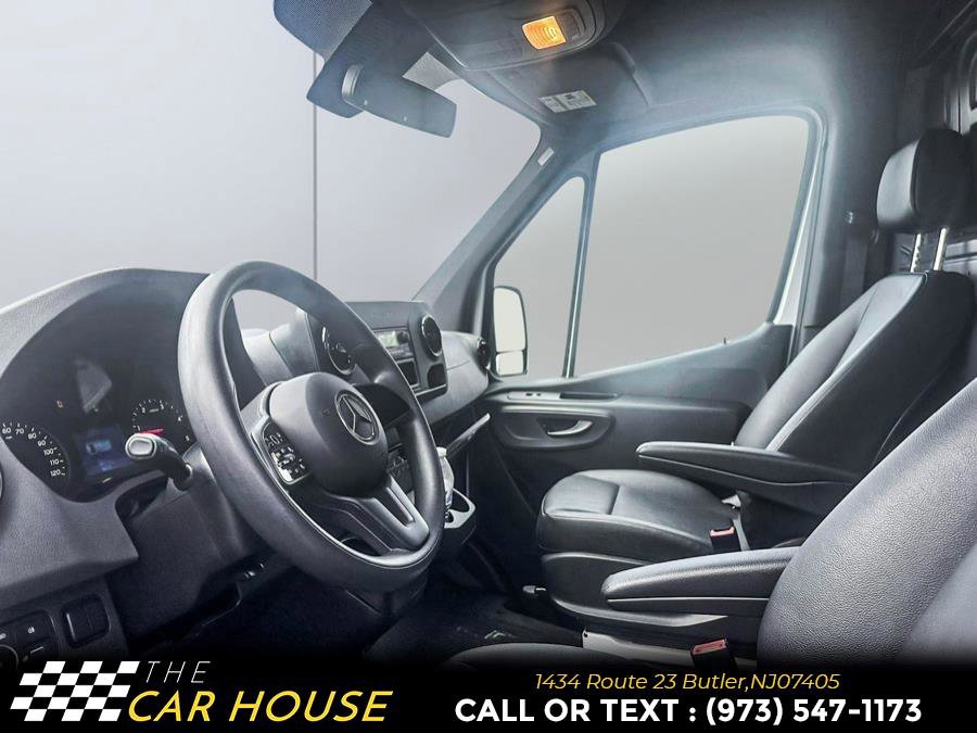 Used 2021 Mercedes-Benz Sprinter 2500 image 6