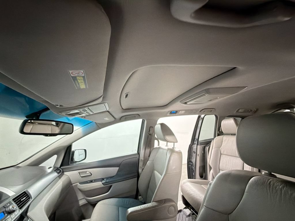 Used 2012 Honda Odyssey EX-L image 17