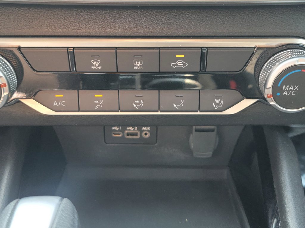Used 2024 Nissan Altima 2.5 SV FWD image 24