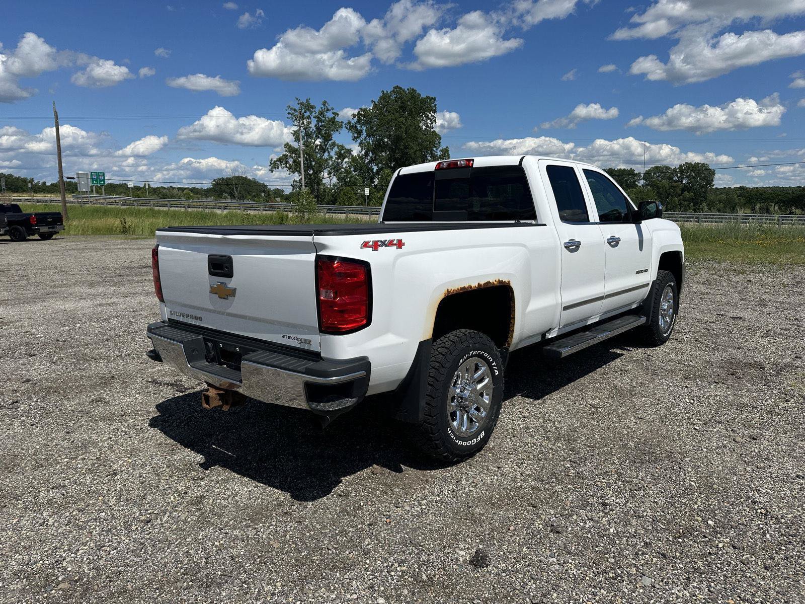 Used 2016 Chevrolet Silverado 2500 LTZ AWD/4WD image 3