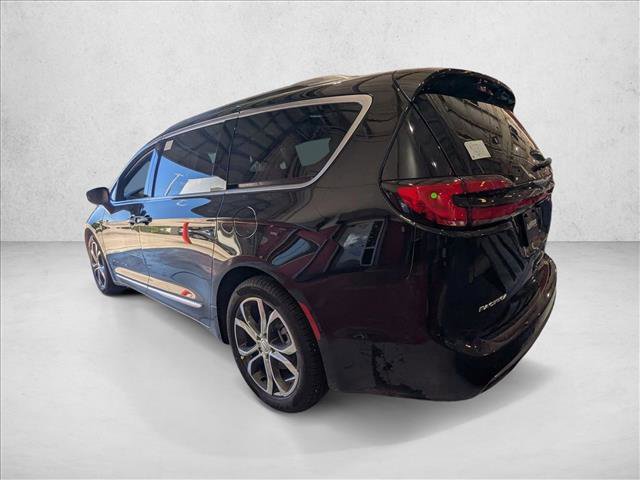 New 2026 Chrysler Pacifica Pinnacle image 7