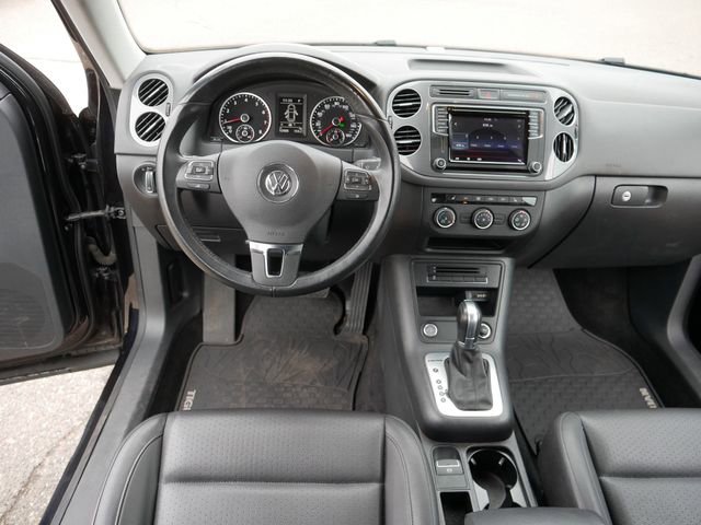 Used 2017 Volkswagen Tiguan S image 21