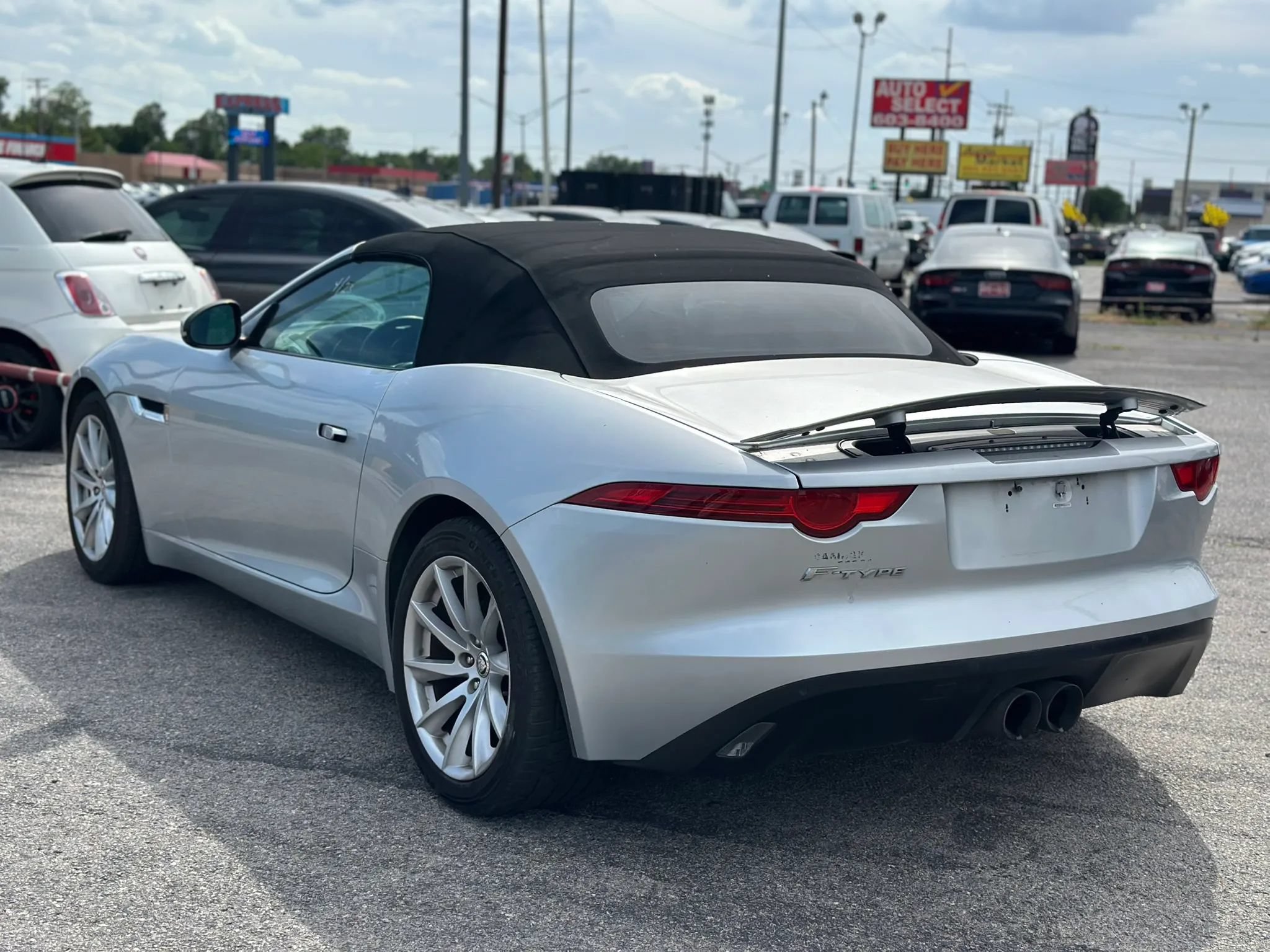 Used 2014 Jaguar F-TYPE Convertible RWD image 15