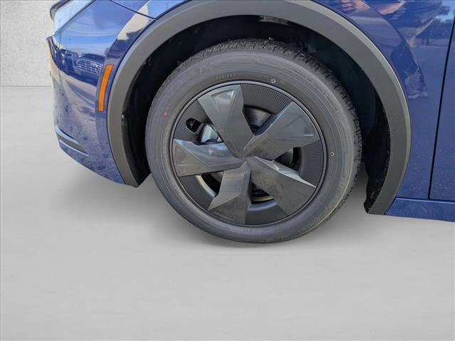 New 2026 Toyota Prius LE image 9