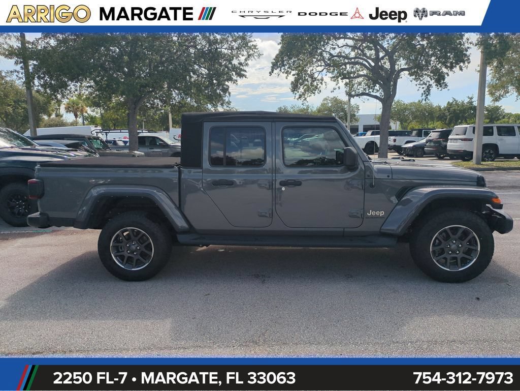 Used 2022 Jeep Gladiator Overland w/ Popular Equipment Package AWD/4WD image 5
