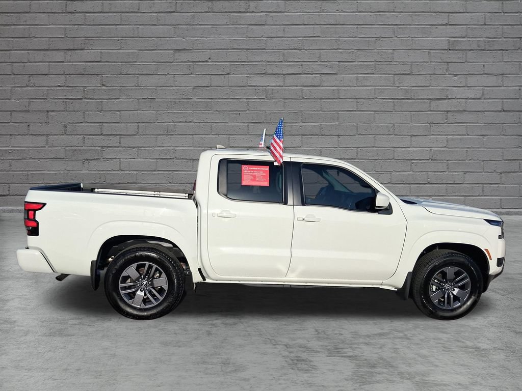 Used 2025 Nissan Frontier SV w/ SV Convenience Package RWD image 12