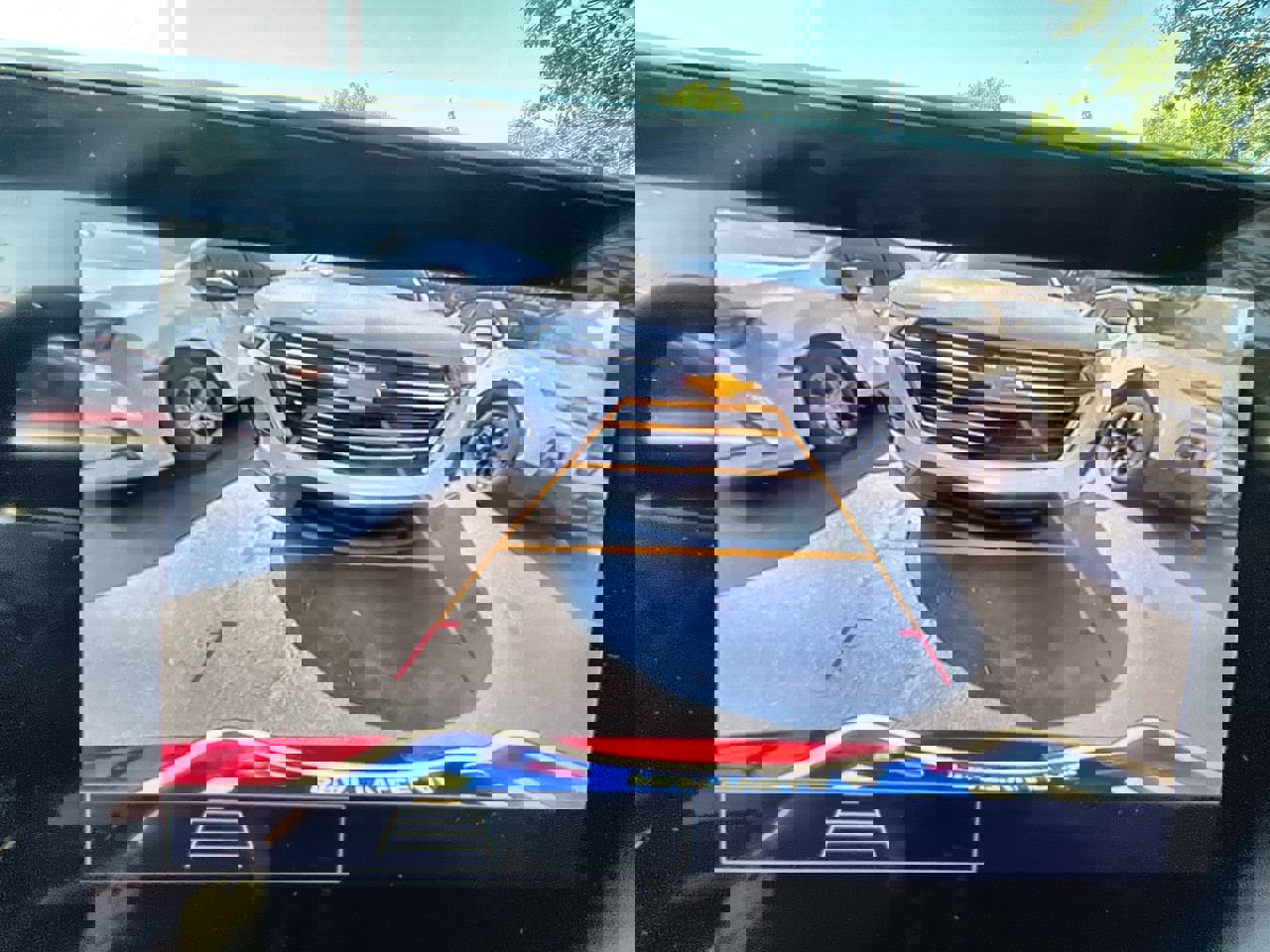 Used 2024 Chevrolet Trax RS w/ Sunroof Package image 15