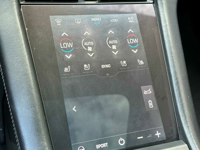 Used 2023 Porsche Taycan image 24