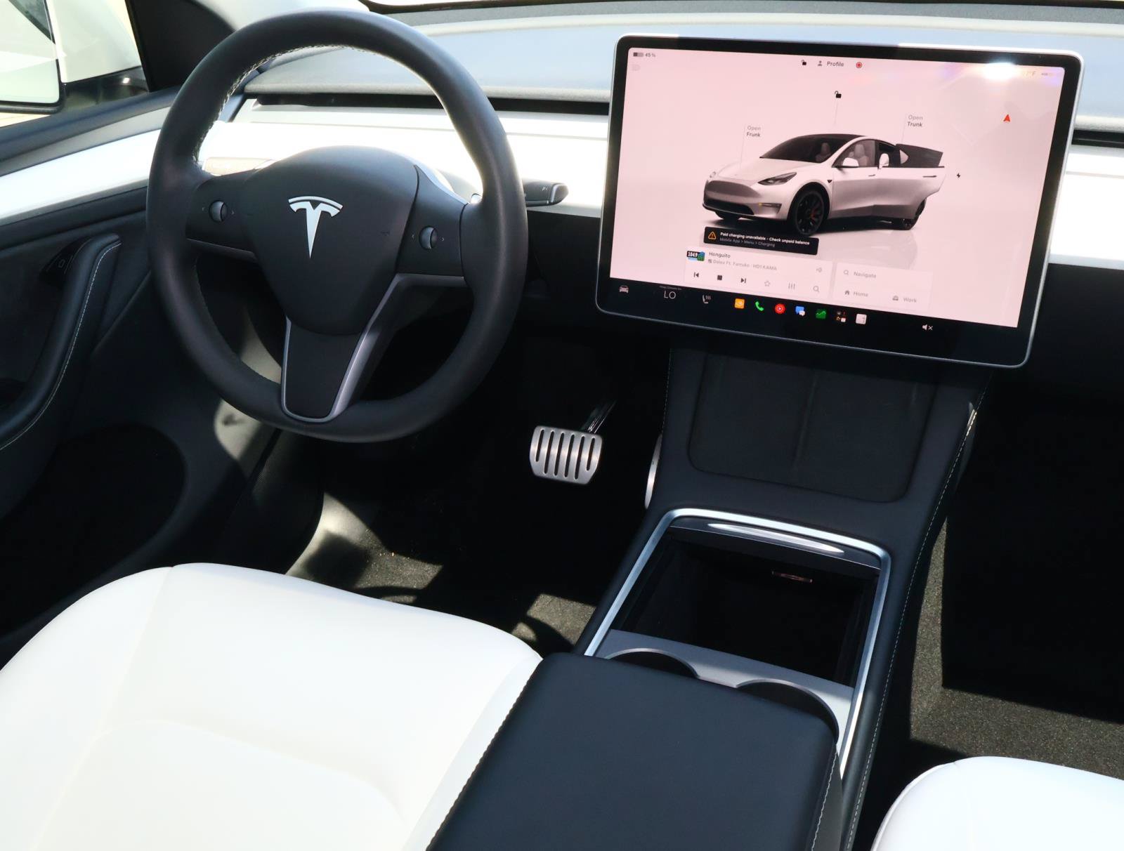 Used 2025 Tesla Model Y Performance AWD/4WD image 9
