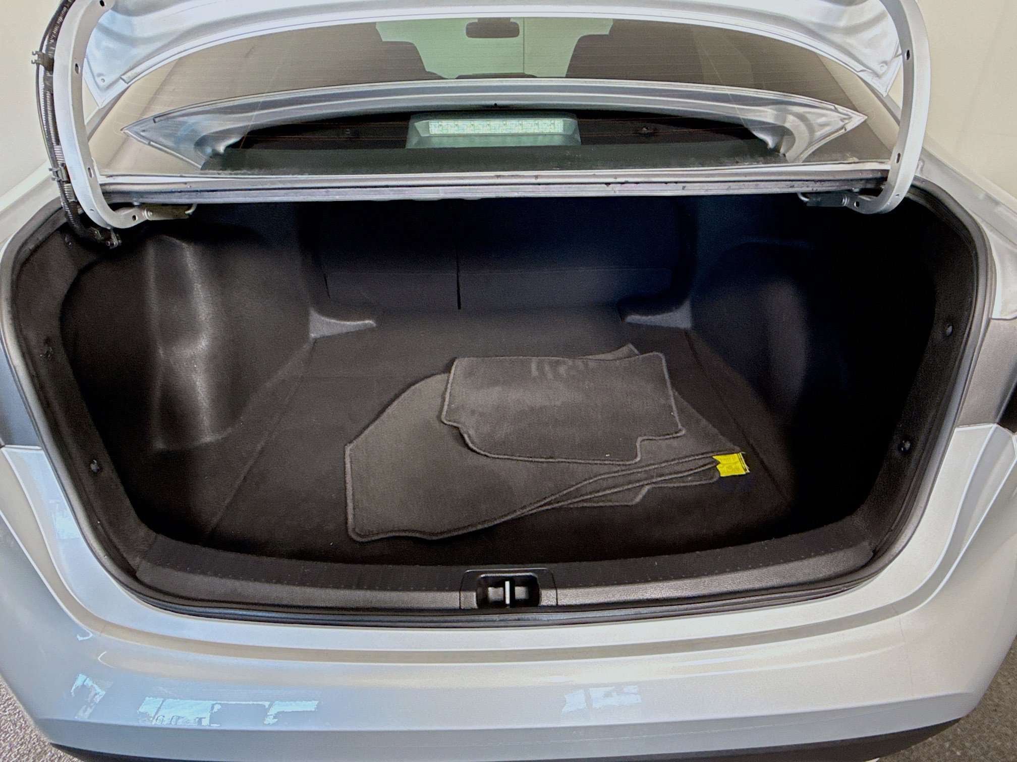 Used 2022 Toyota Corolla LE image 34