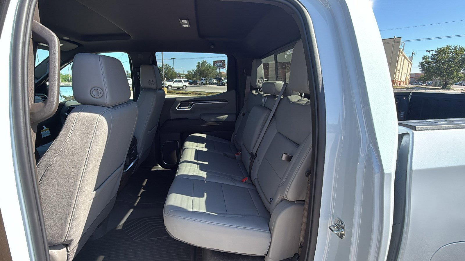 New 2026 Chevrolet Silverado 1500 LTZ AWD/4WD image 14