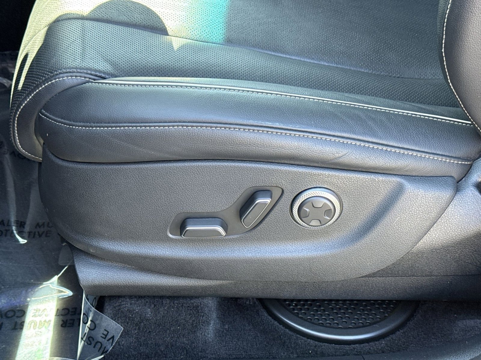 Used 2024 Genesis GV80 2.5T w/ Advanced Package image 14