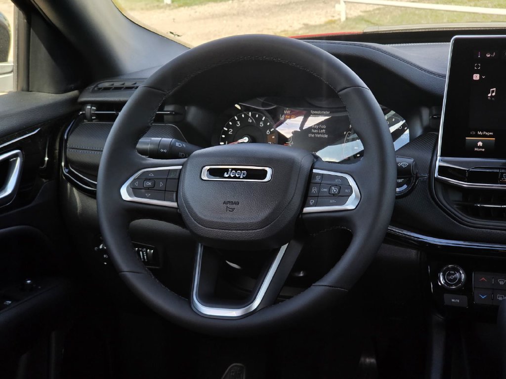 New 2027 Jeep Compass Latitude AWD/4WD image 18