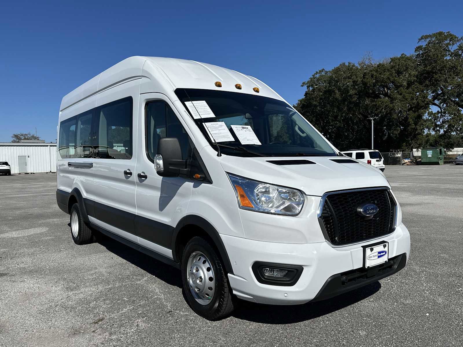Used 2021 Ford Transit 350 XLT image 2