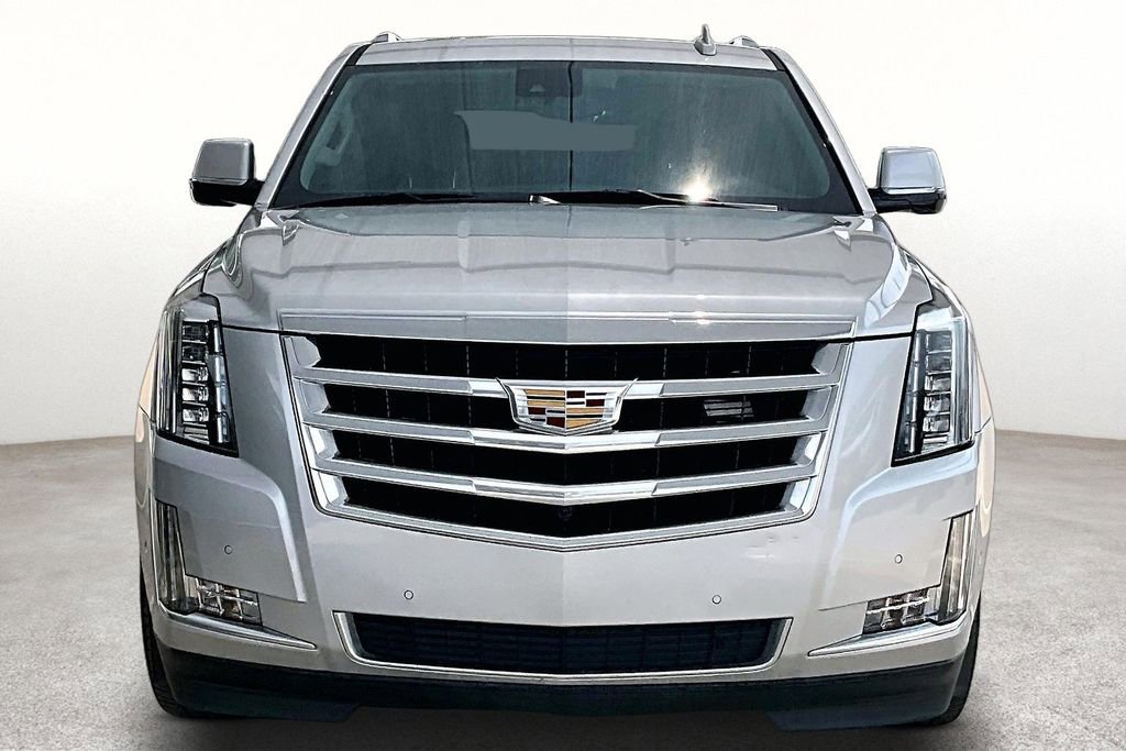 Used 2020 Cadillac Escalade Luxury AWD/4WD image 5
