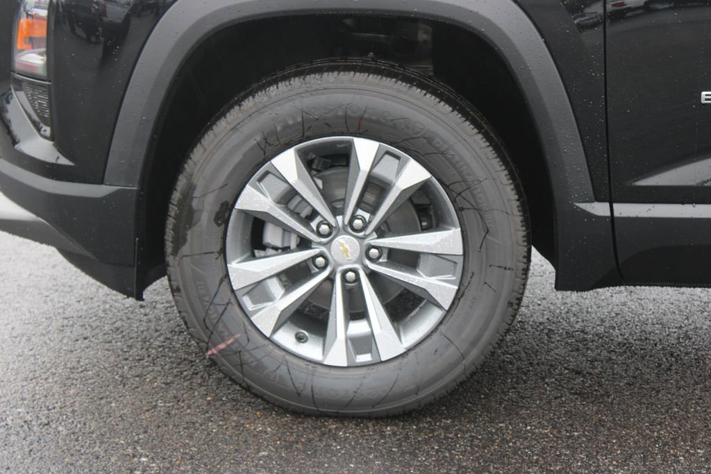 New 2026 Chevrolet Equinox LT FWD image 18