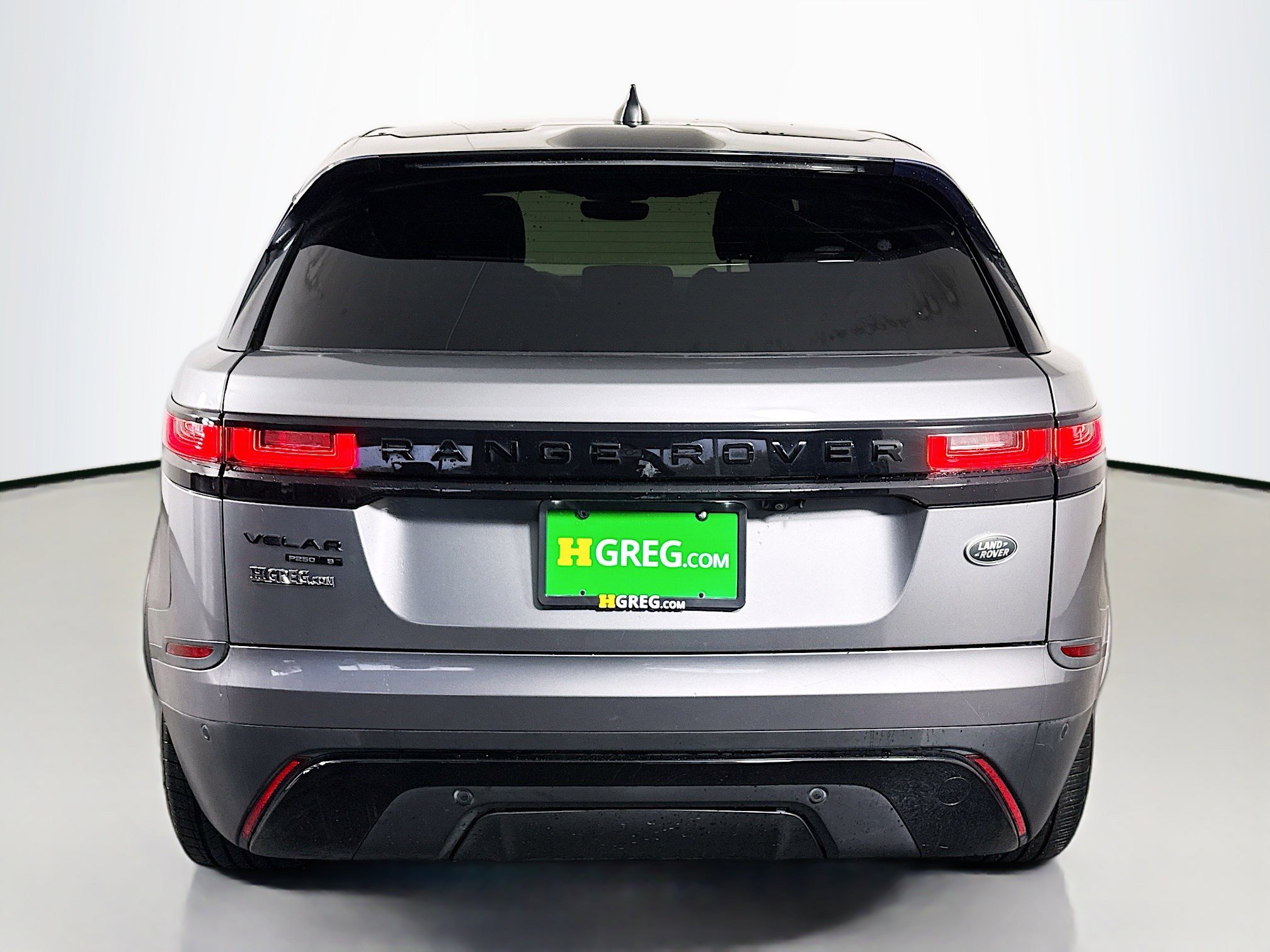 Used 2020 Land Rover Range Rover Velar S image 8