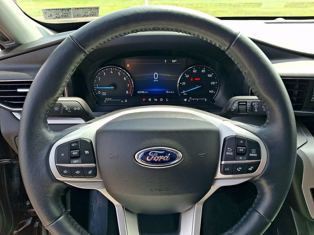 Used 2022 Ford Explorer XLT w/ Equipment Group 202A AWD/4WD image 21