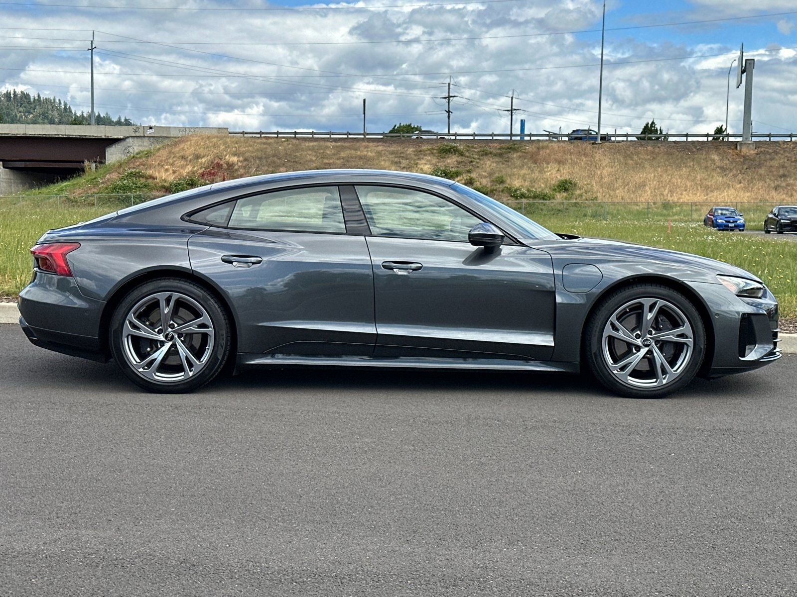 Used 2023 Audi e-tron GT Prestige w/ Prestige Package AWD/4WD image 2