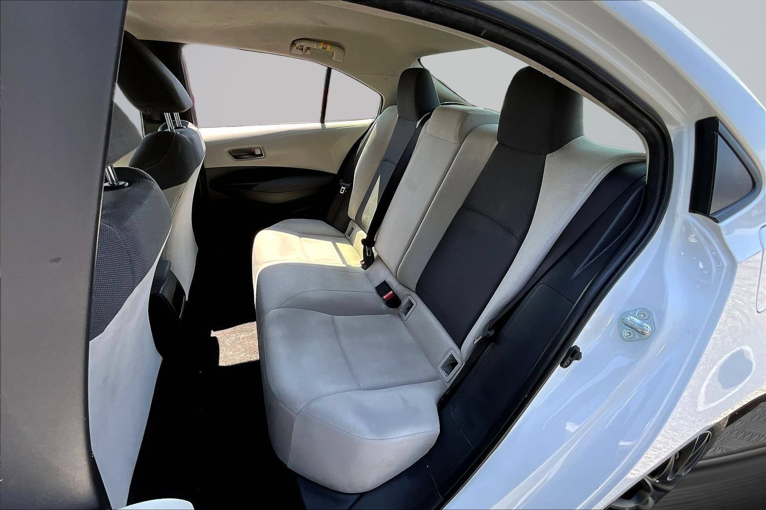 Used 2022 Toyota Corolla L FWD image 20