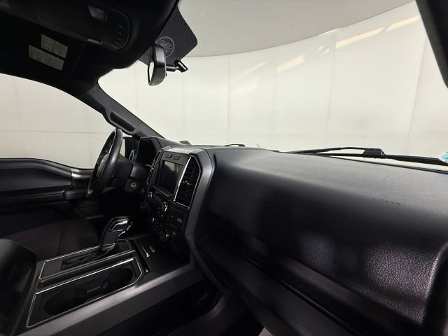 Used 2016 Ford F150 XLT w/ Equipment Group 302A Luxury AWD/4WD image 34