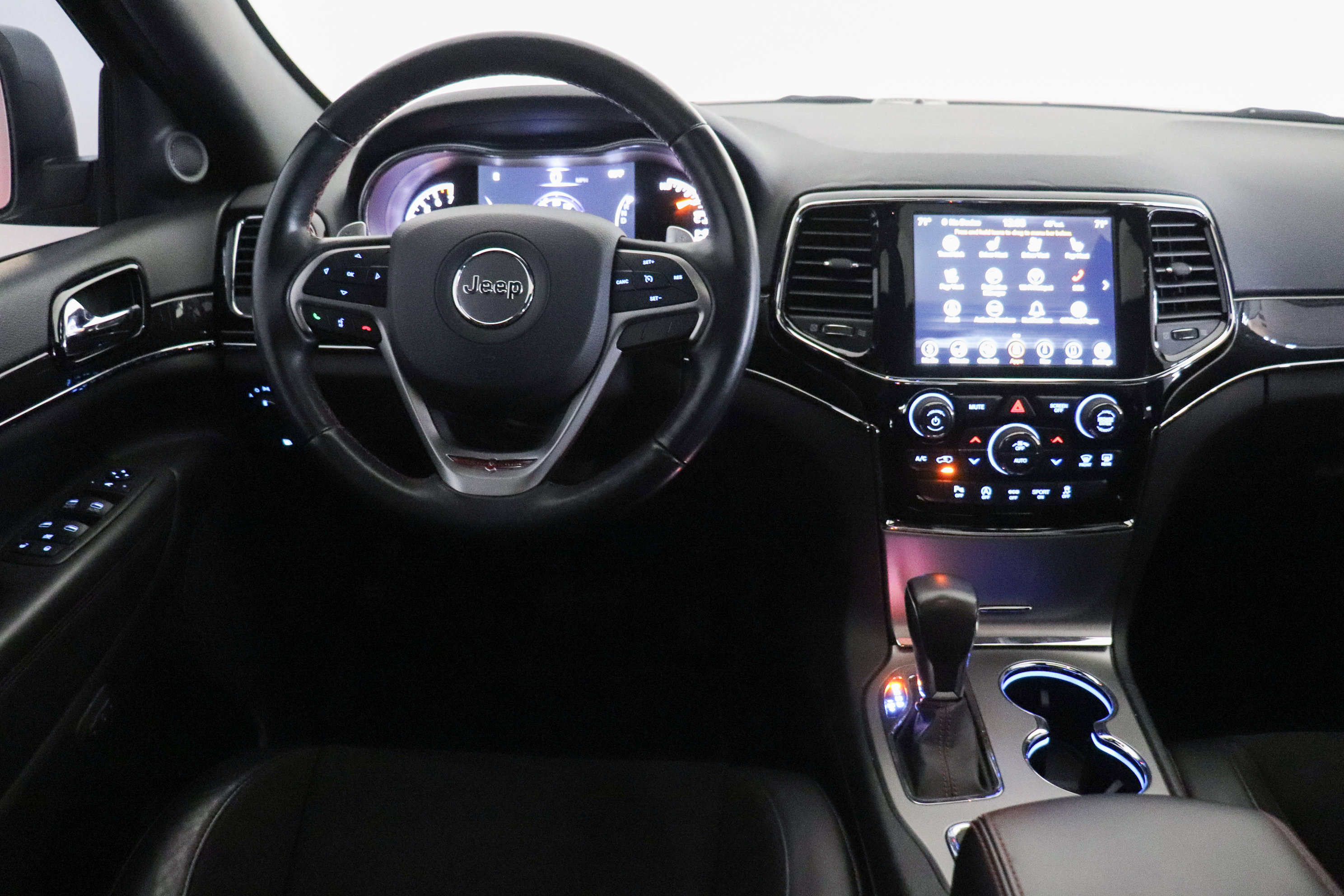 Used 2021 Jeep Grand Cherokee Trailhawk image 23