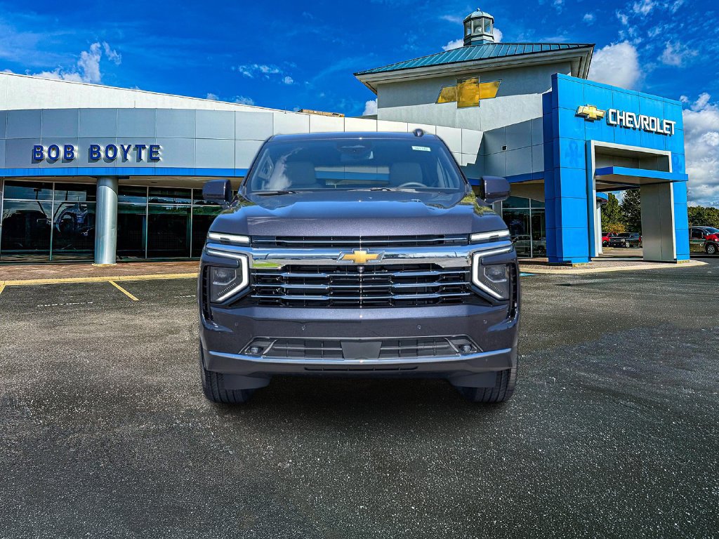 New 2027 Chevrolet Suburban LT w/ Comfort Package RWD image 9