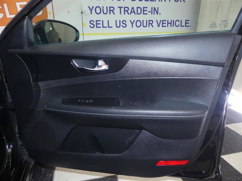 Used 2023 Kia Forte GT-Line w/ GT-Line Premium Package FWD image 24