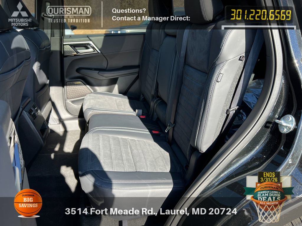 New 2026 Mitsubishi Outlander LE image 18