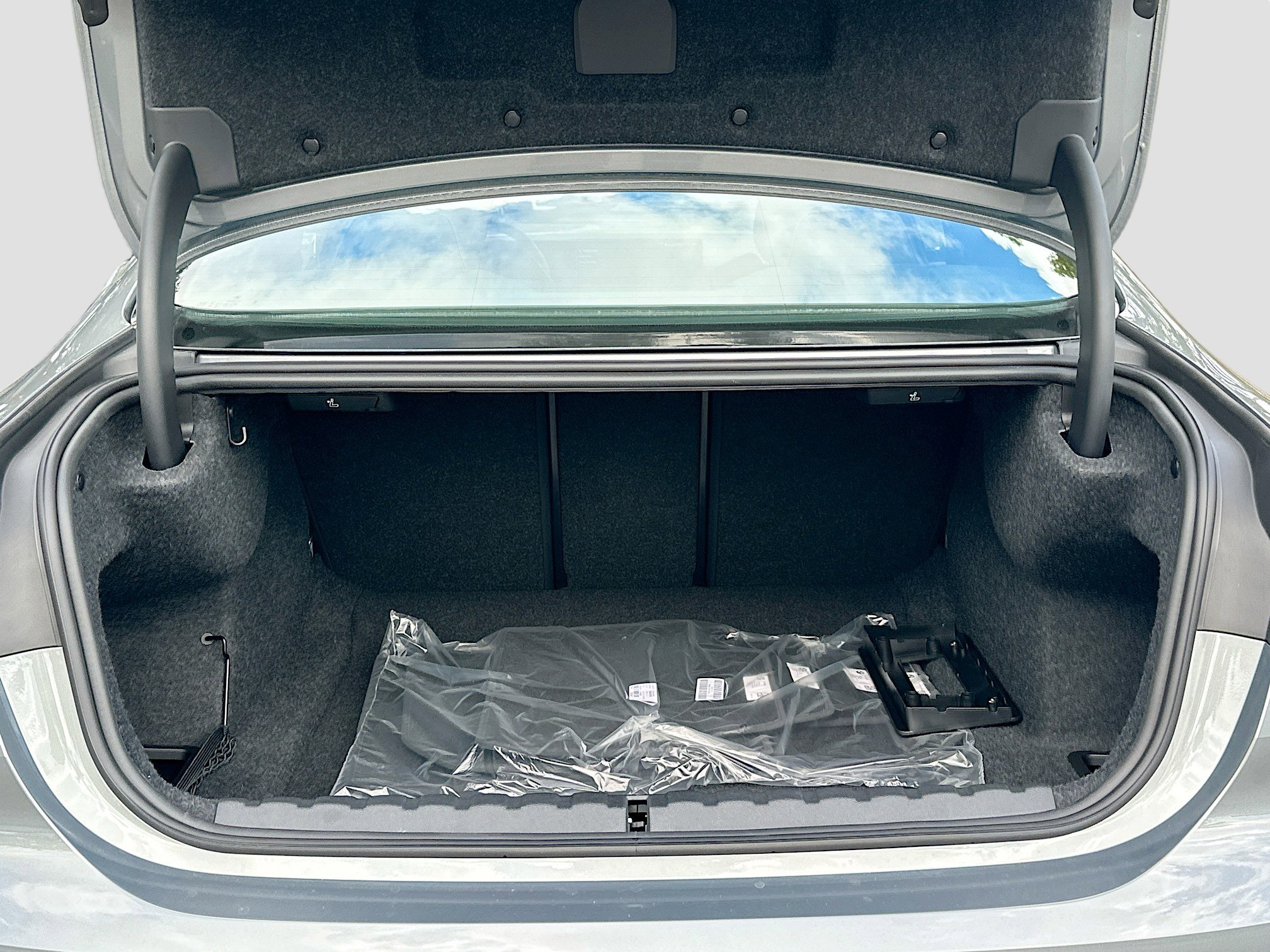 New 2026 BMW 430i Coupe w/ Parking Assistance Package image 20