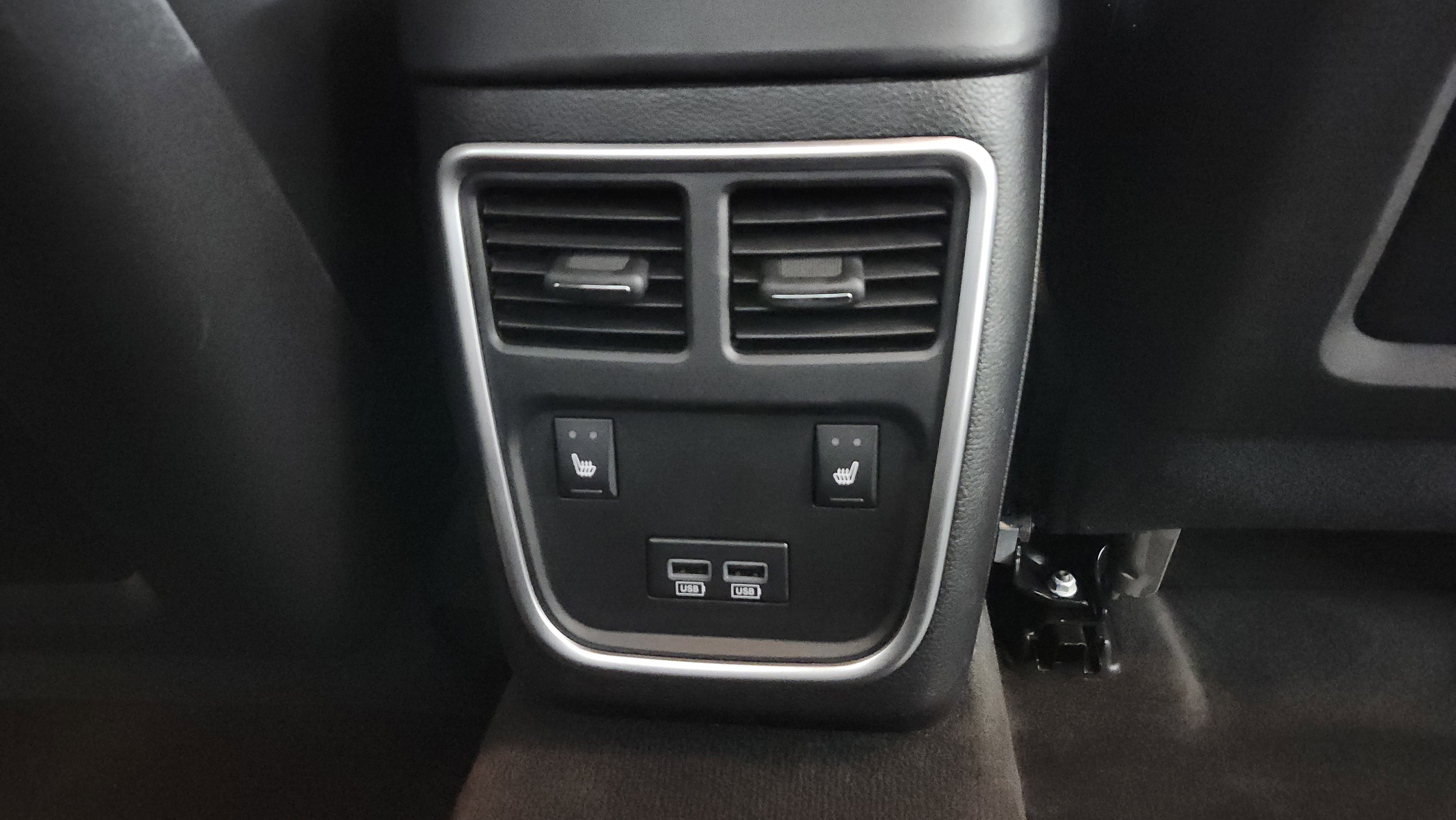 Used 2016 Dodge Charger R/T image 21