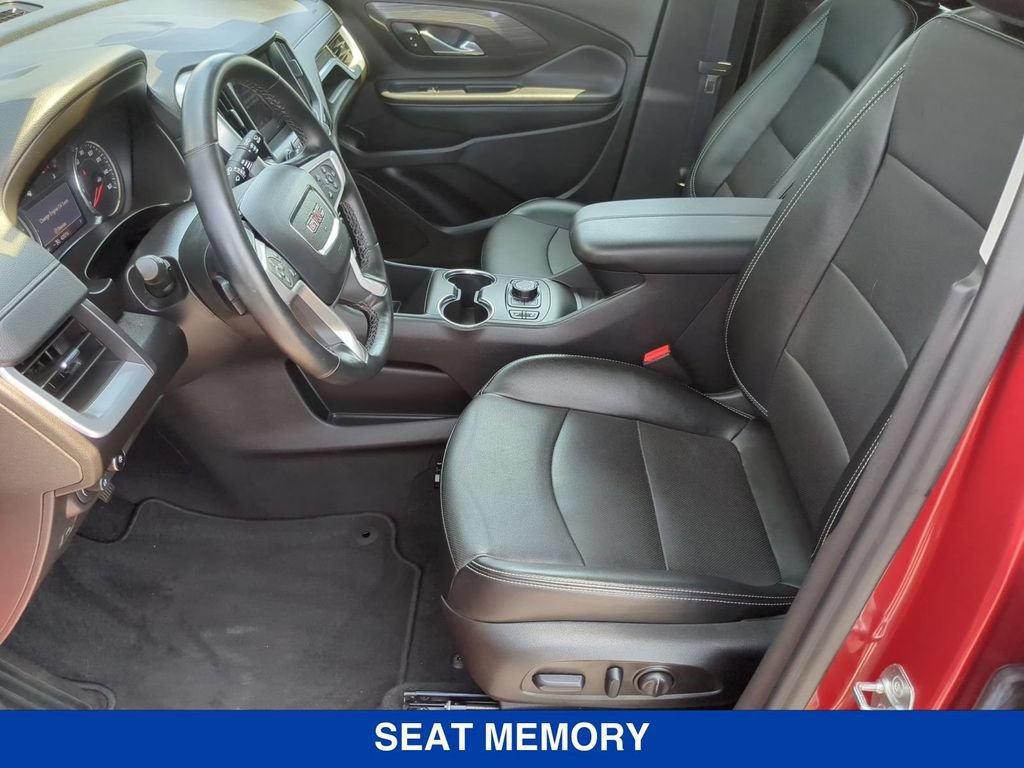 Used 2024 GMC Terrain SLT AWD/4WD image 16