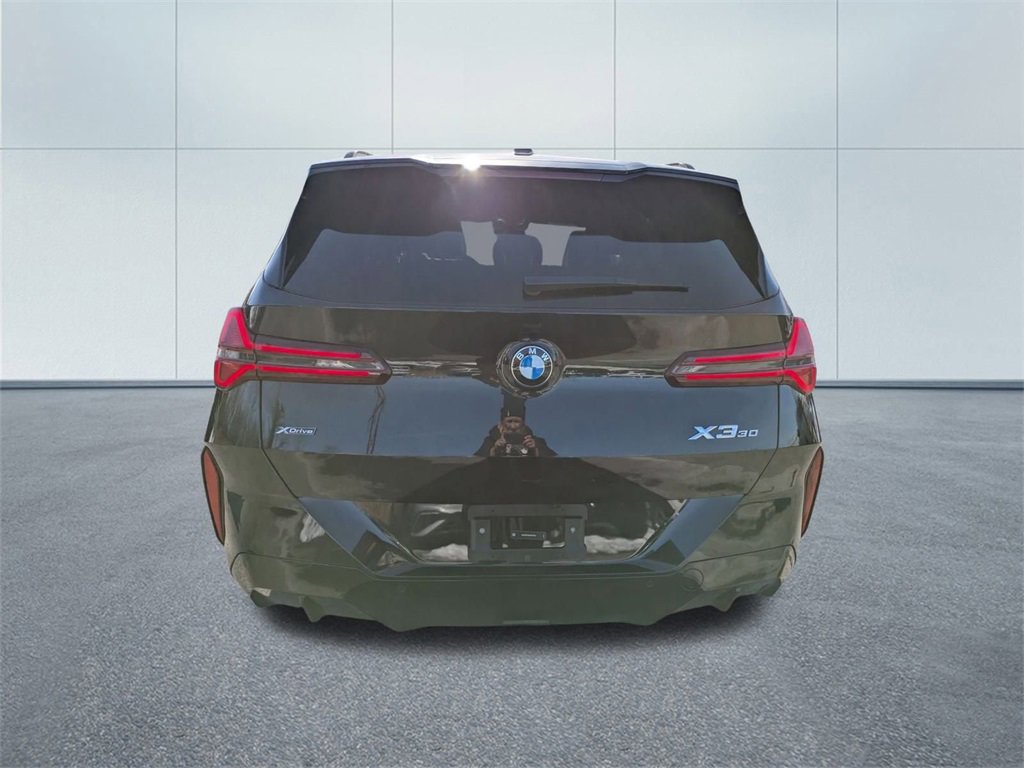 Certified 2025 BMW X3 xDrive30i w/ M Sport Package image 4