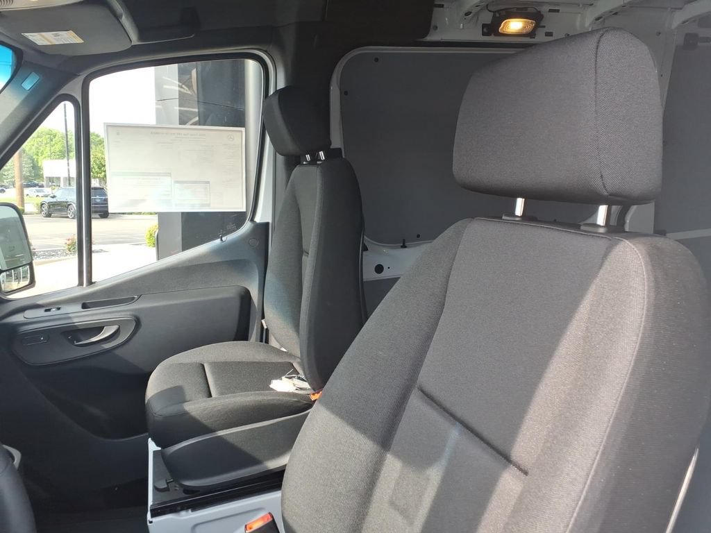 New 2026 Mercedes-Benz Sprinter 2500 image 13