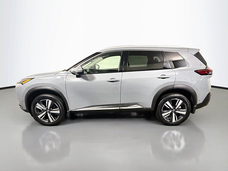 Certified 2023 Nissan Rogue SL w/ SL Premium Package AWD/4WD image 4