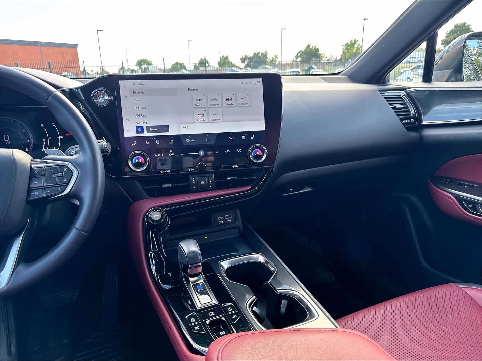 Used 2022 Lexus NX 350 AWD image 9