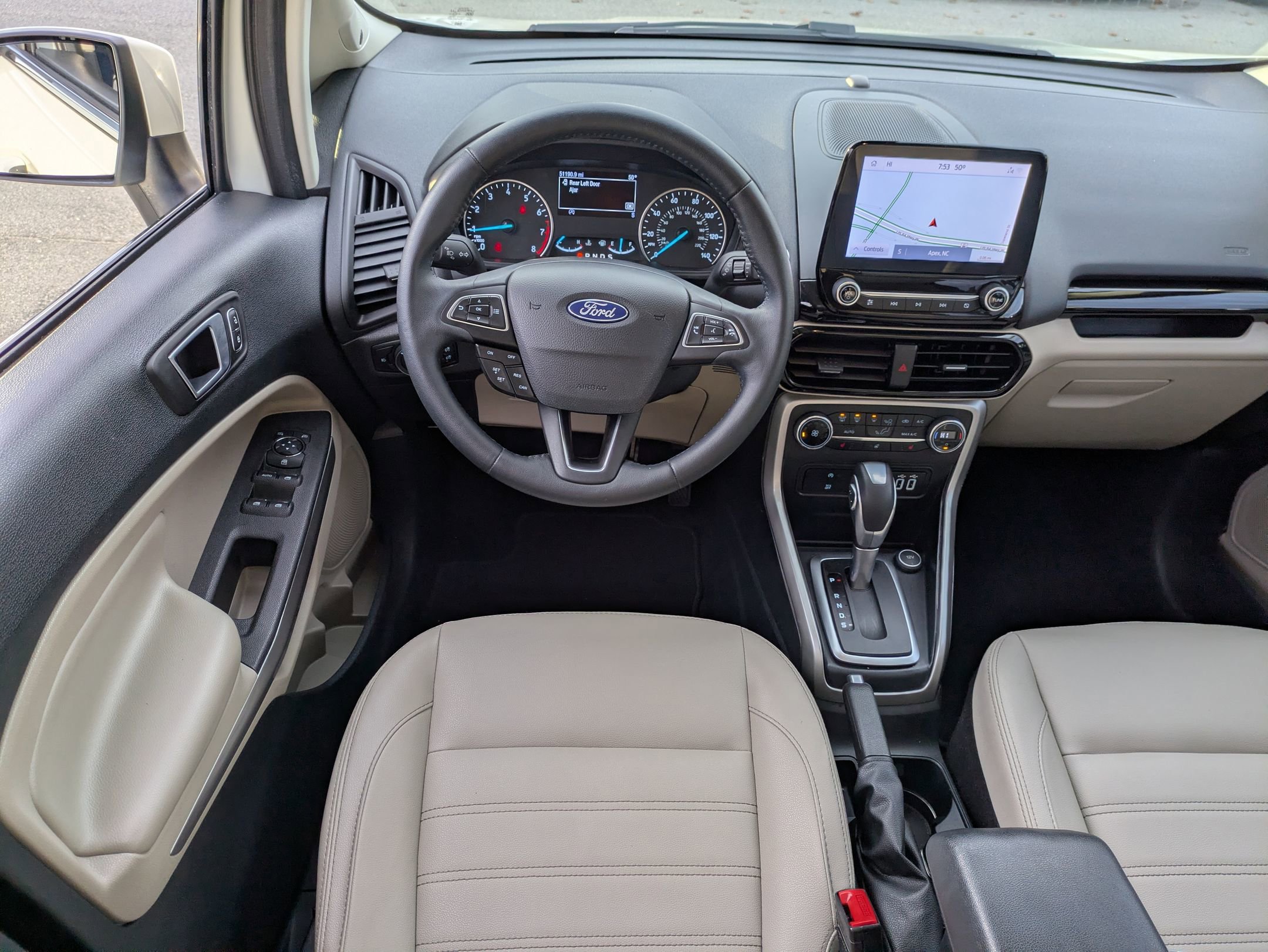 Used 2021 Ford EcoSport Titanium image 32