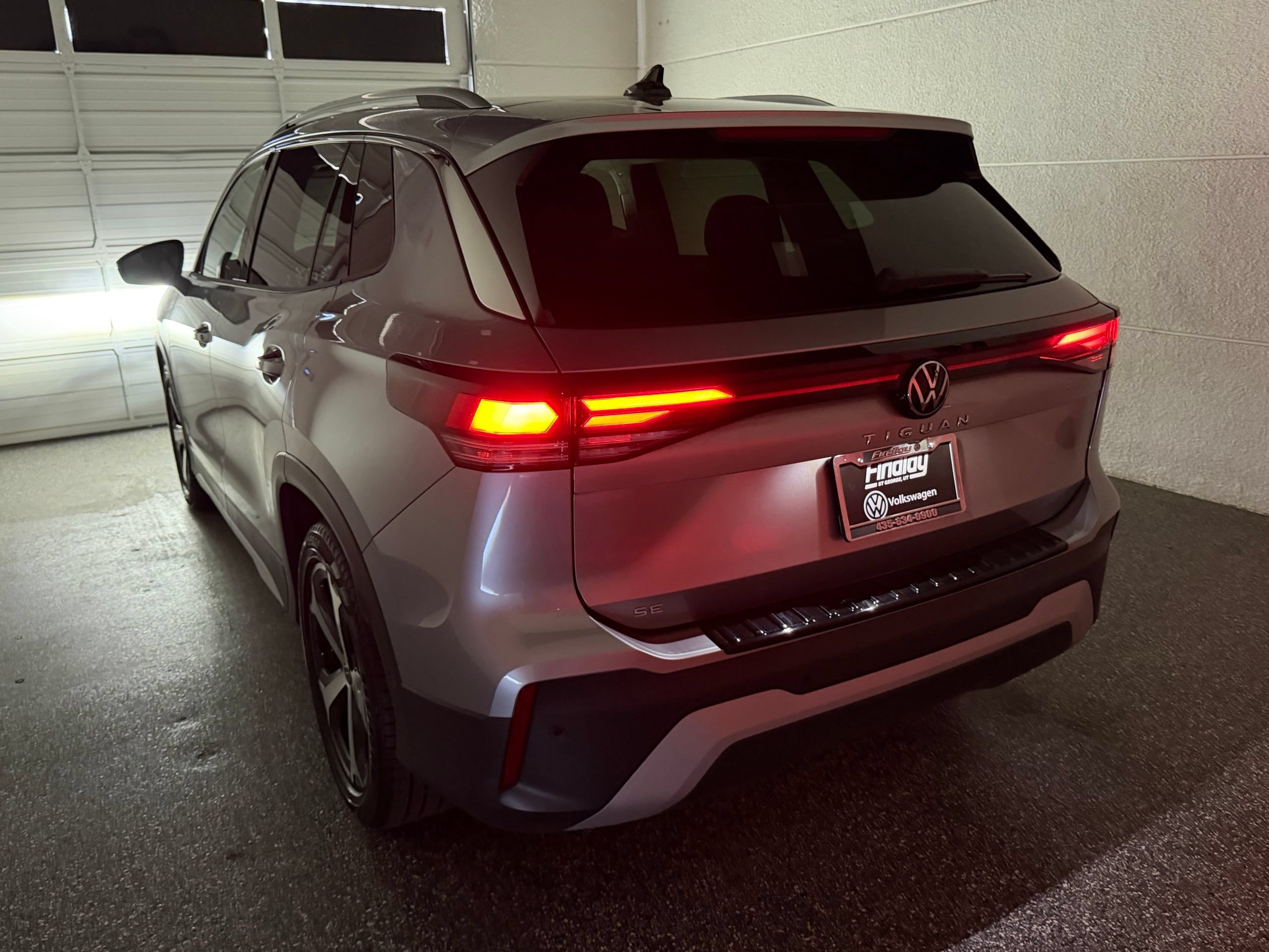 Used 2026 Volkswagen Tiguan SE FWD image 49
