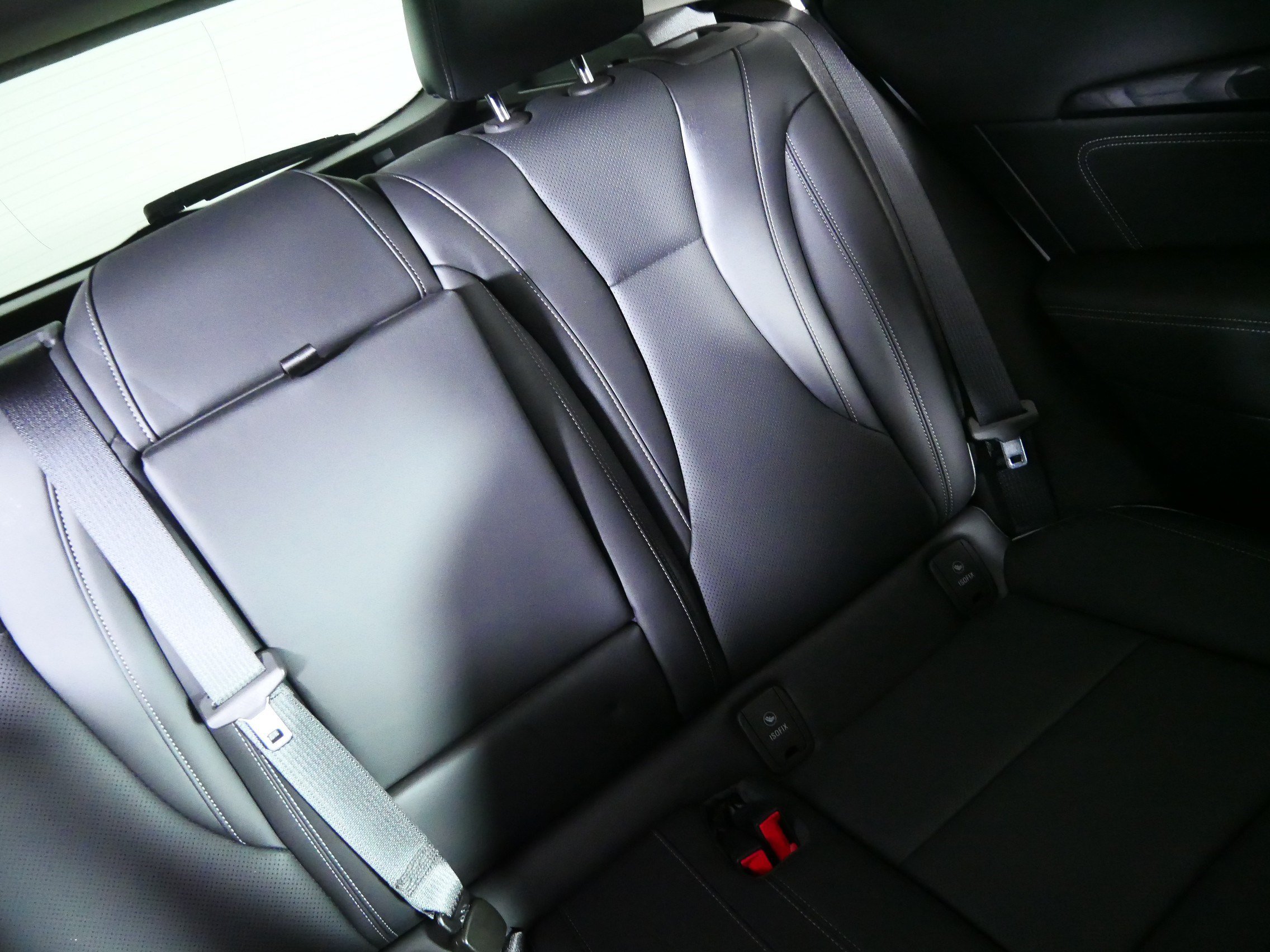 Used 2023 Buick Envision Essence AWD/4WD image 14