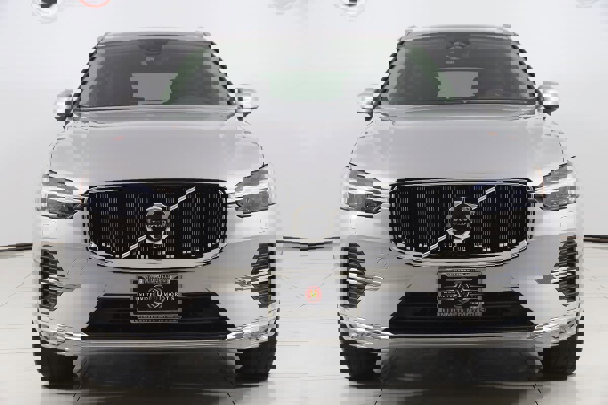 Used 2023 Volvo XC60 B5 Plus image 51