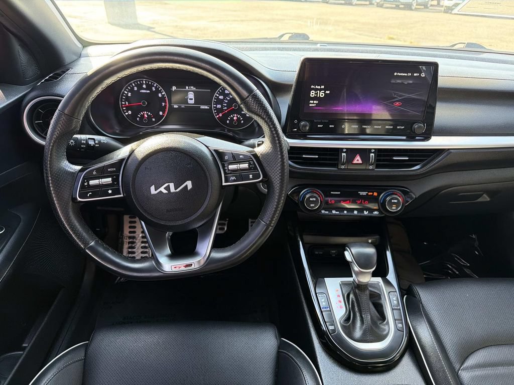 Used 2023 Kia Forte GT-Line w/ GT-Line Premium Package FWD image 11