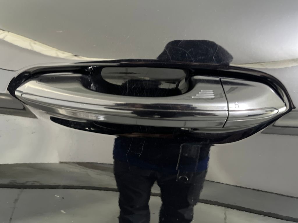 Used 2019 Ford Edge SEL w/ Equipment Group 201A image 39