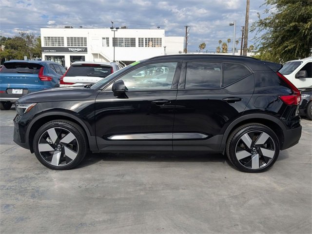 Used 2023 Volvo XC40 Recharge Ultimate image 6