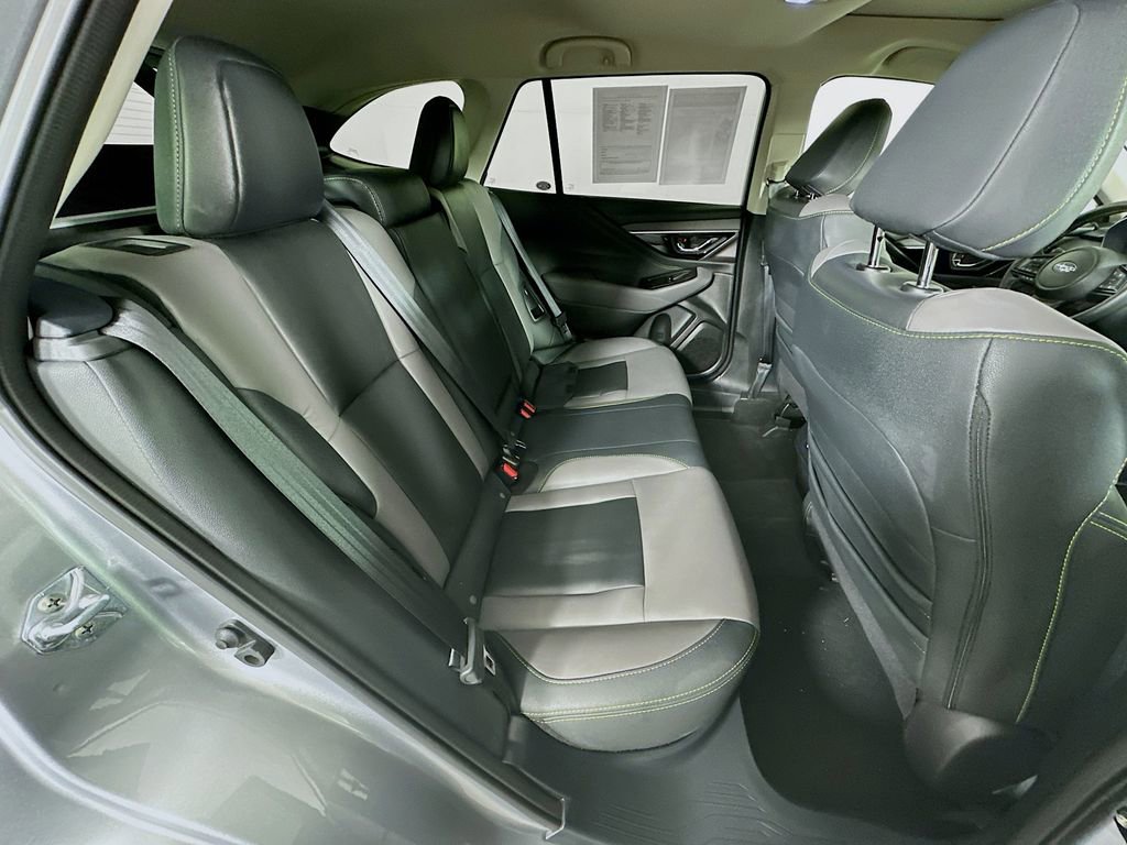Certified 2025 Subaru Outback Onyx Edition image 35