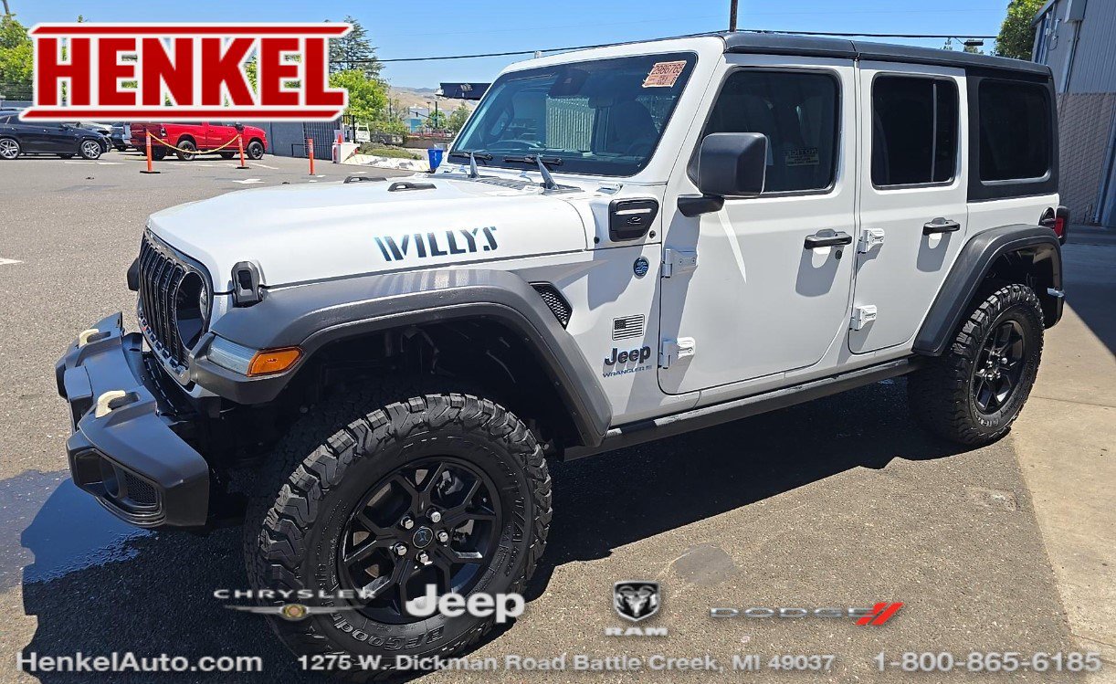 Used 2024 Jeep Wrangler Unlimited AWD/4WD image 1