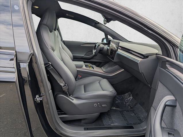Used 2022 Tesla Model X image 20