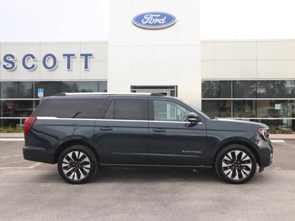New 2026 Ford Expedition Max Platinum w/ Driver's Package AWD/4WD image 18